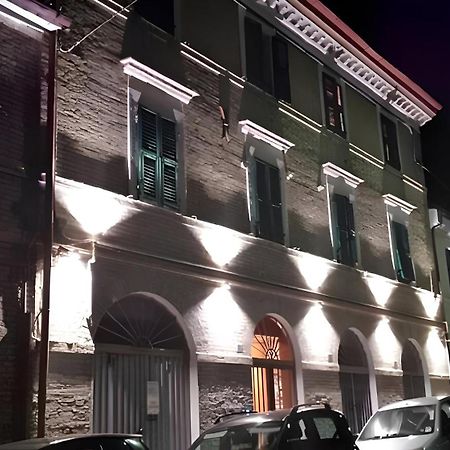 Monolocali Da Vinci Hotel Falconara Marittima Exterior photo